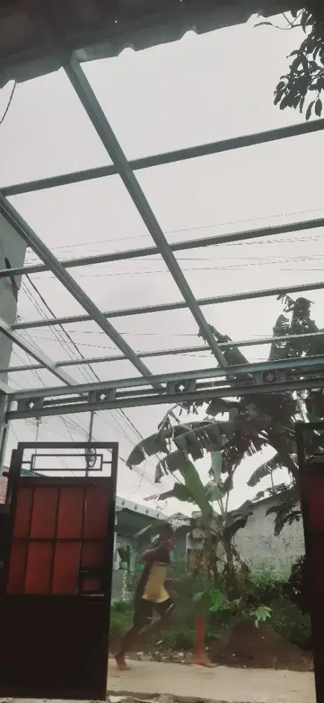 Pemasangan kanopi Baja ringan