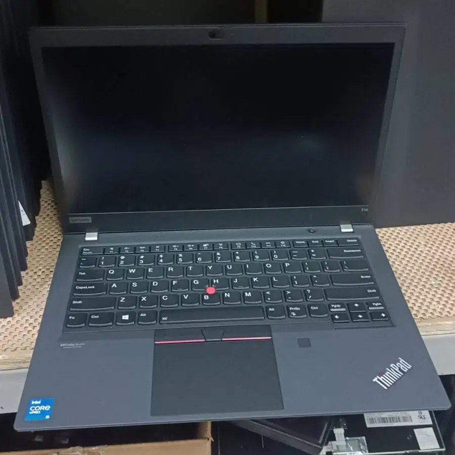 Lenovo Thinkpad T14 CORE i5 gen10 TS, RAM 16 SSD 256GB D-ATT