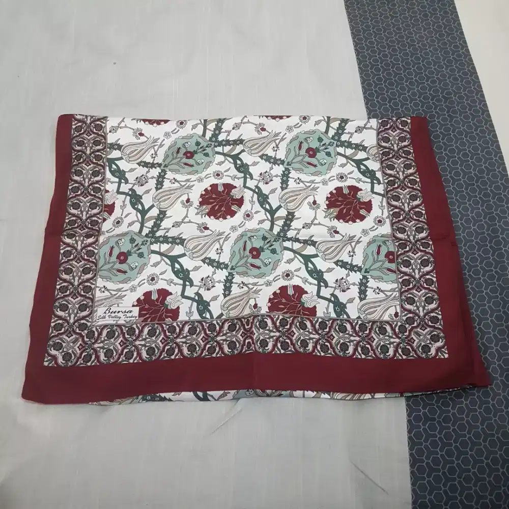 Selendang Scarf Bursa Silk Valley Turkey Turki Baru