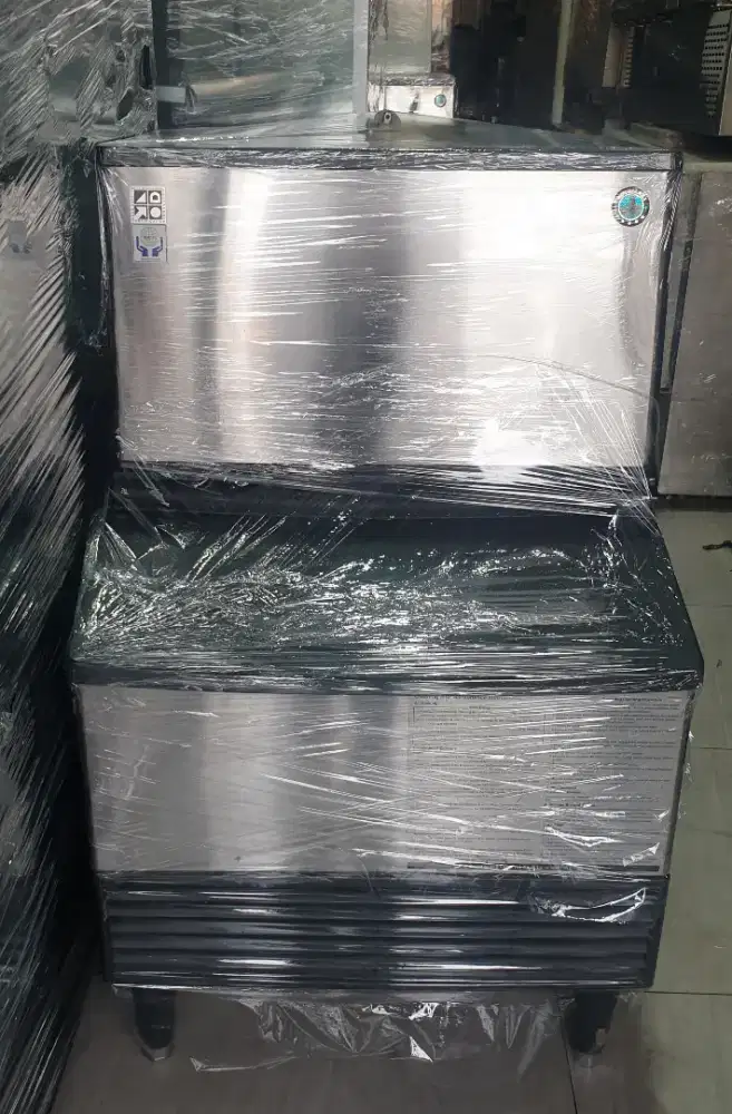 ICE MAKER / ICE CUBE HOSHIZAKI KM 115 B