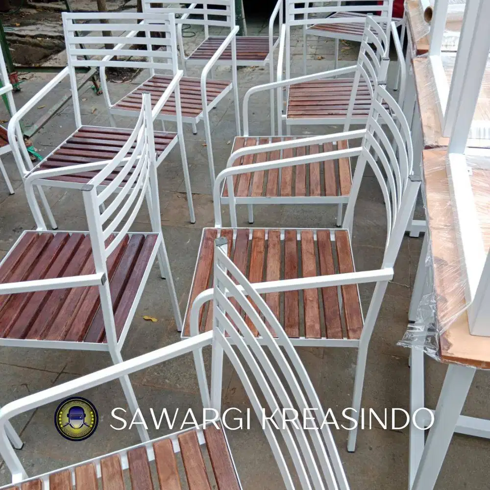 Terima Pesanan Meja Kursi cafe / taman berkualitas