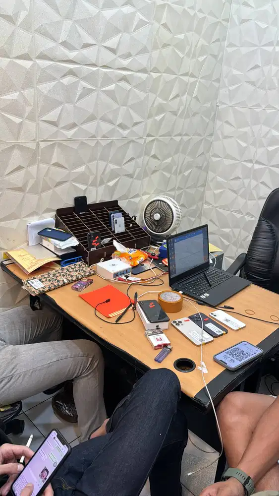 SEDANG MENCARI BANYAK HP BEKAS SERI FLAGSHIP