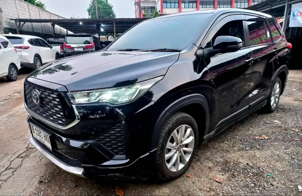 Toyota Kijang Innova Zenix V Hybird 2023 Modelista