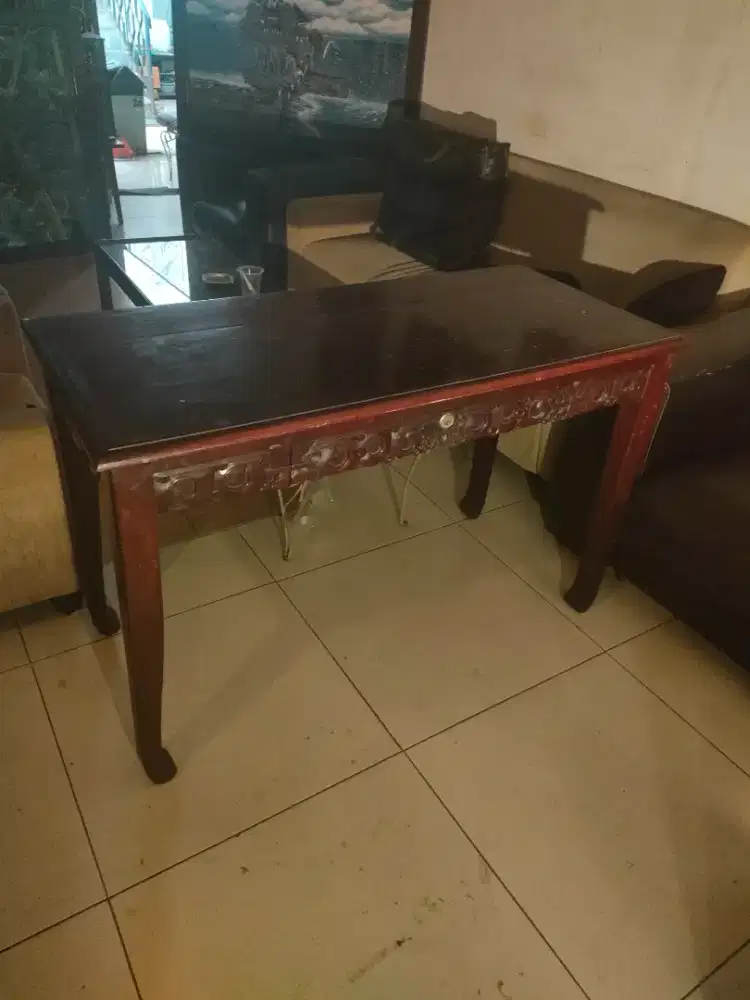 Meja Konsol Jati Ukir Ada Laci