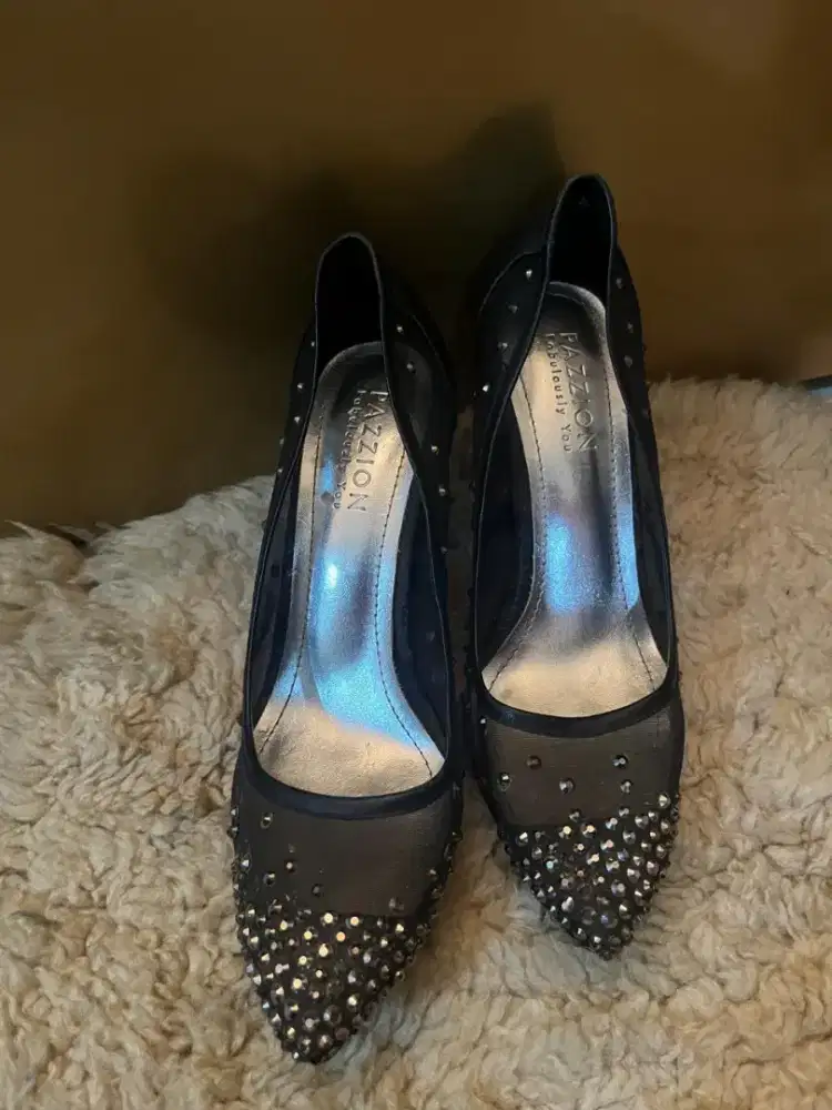 Sepatu mewah swarozky ukuran 37 from malaysia