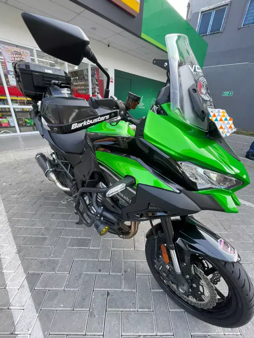 DIJUAL VERSYS NEW 2023.NIK 2022