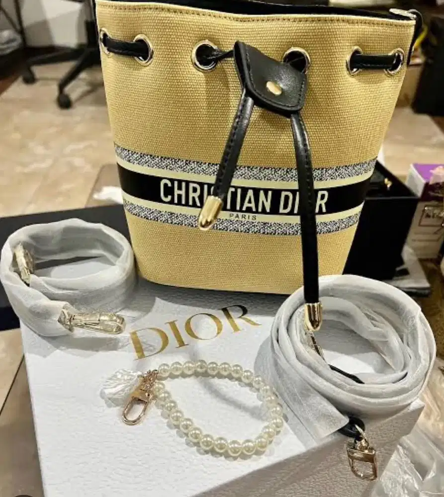 VIP Gift Slingbag Dior