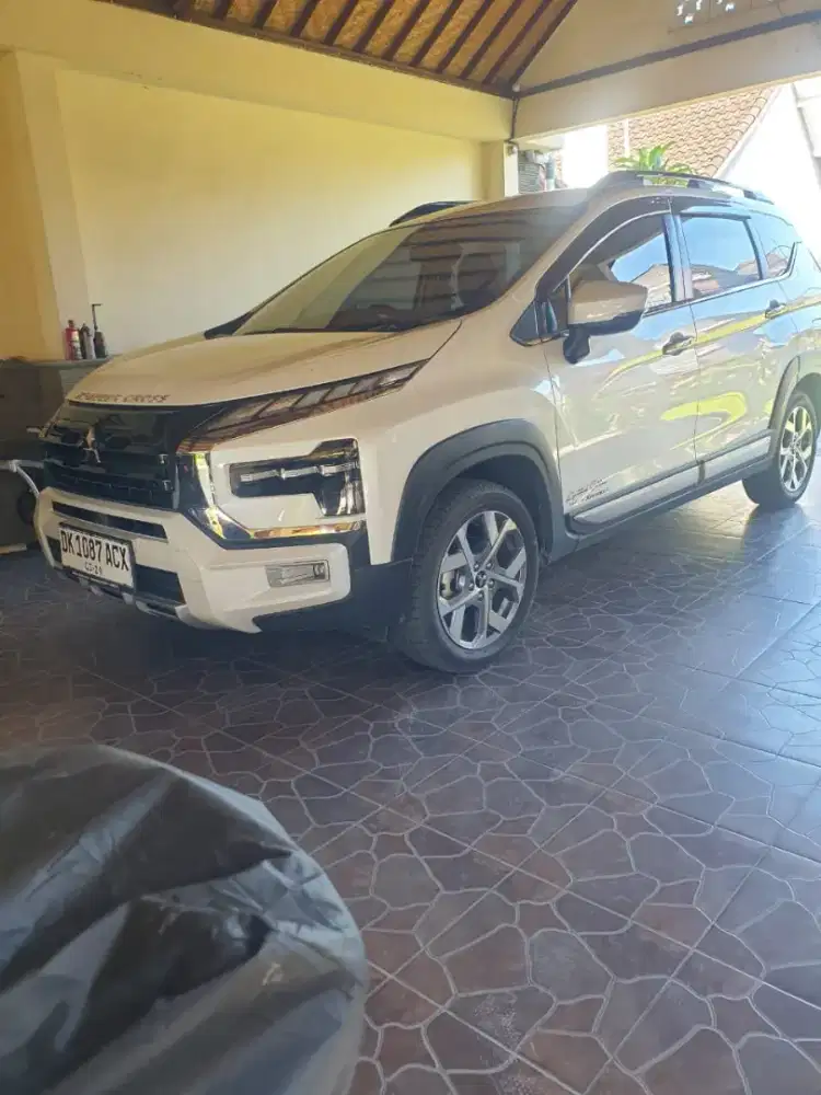 New Expander Cross Premium 23/24 AT