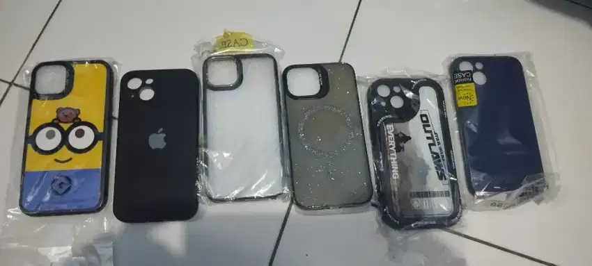 Casing iPhone 13