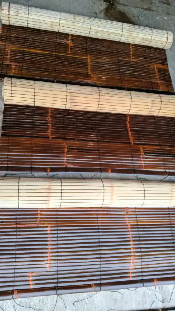 tirai bambu wulung kulitan finishing vernis