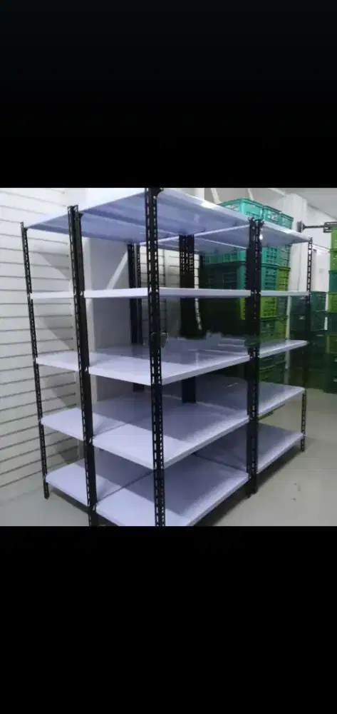 Rak siku besi lobang ..