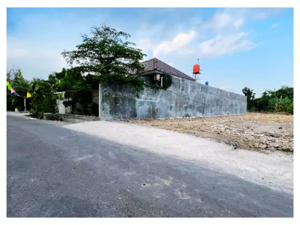 Dekat UPN Ringroad Utara, Tanah Pekarangan Tepi Aspal