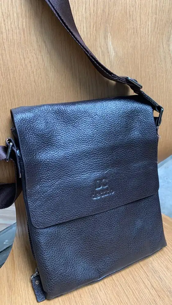 Tas selempang Kulit Minimalis Decarlo - Brown