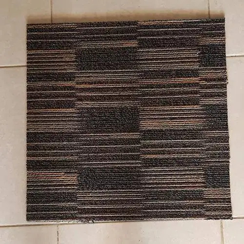 Karpet Tile Caspian 50x50 cm Cinnamon