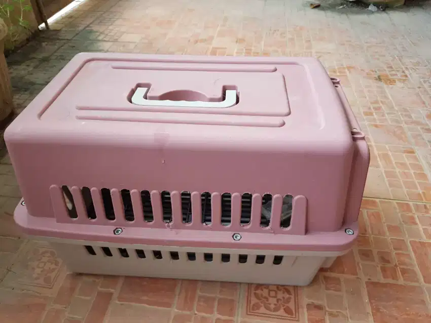 Pet cargo untuk kucing memudahkan untuk dibawa ukura 40 x 35  baru ,