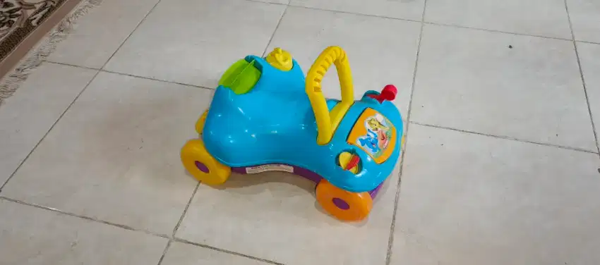 Mainan anak baby walker mobilan