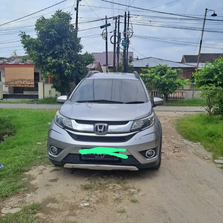 Jual mobil brv 2017 manual