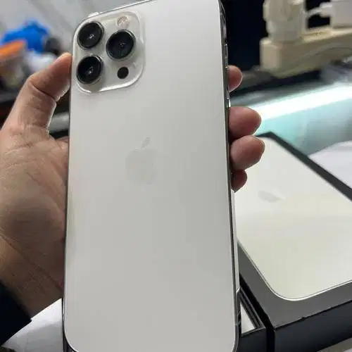 WTB IPHONE SERI 12 KEATAS, YUK YANG BU