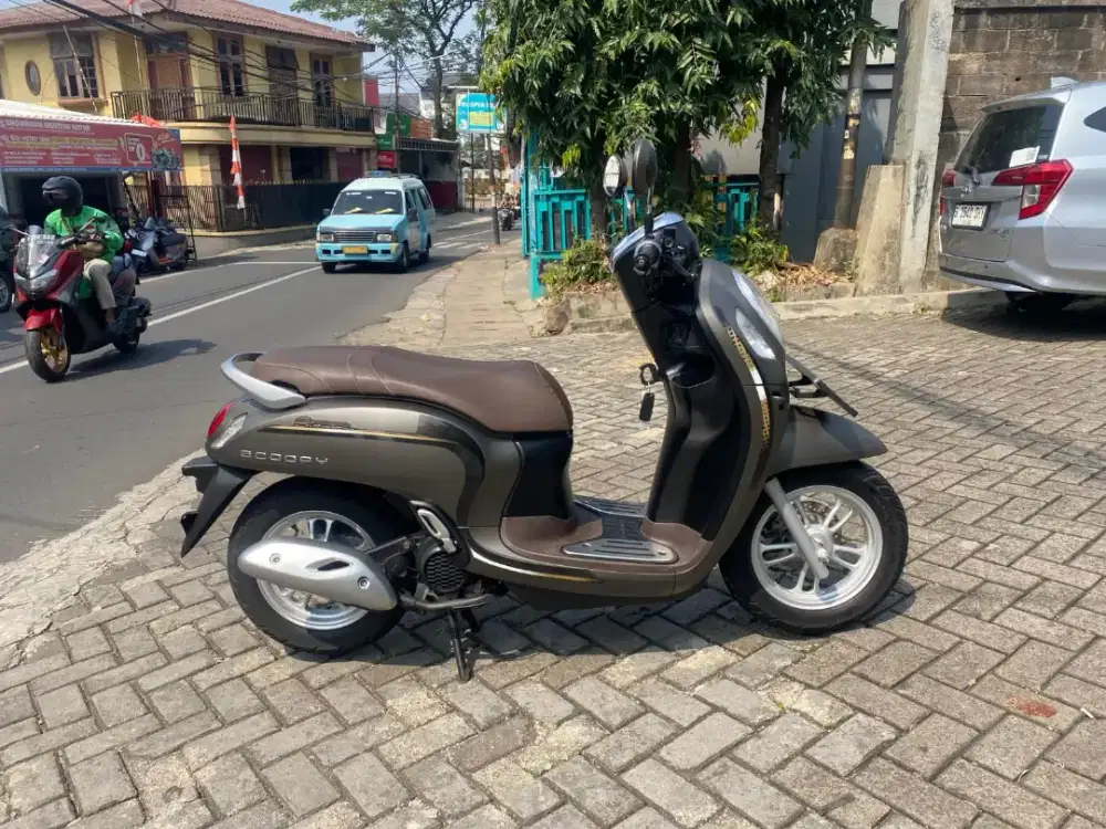 SCOOPY STYLIST 2023 DP PROMO 500 RIBU UNIT GRESS SEPERTI BARU GARANSI