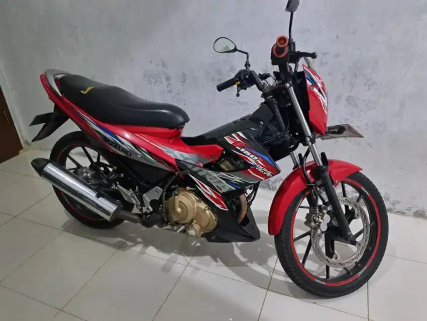 Suzuki satria 2013