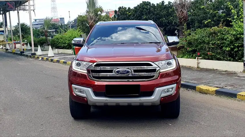 Ford Everest 2.2 Diesel Titanium Sunroof Merah 2016 NIK 2015 Record