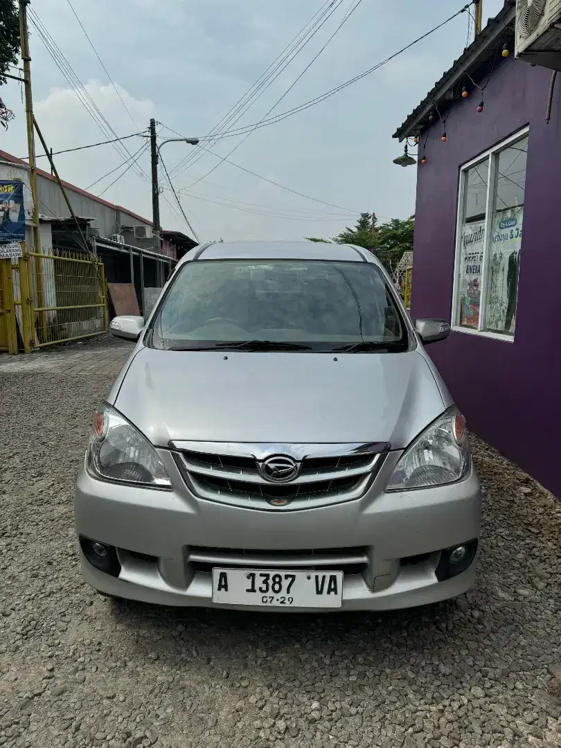 Daihatsu Xenia xi 2011