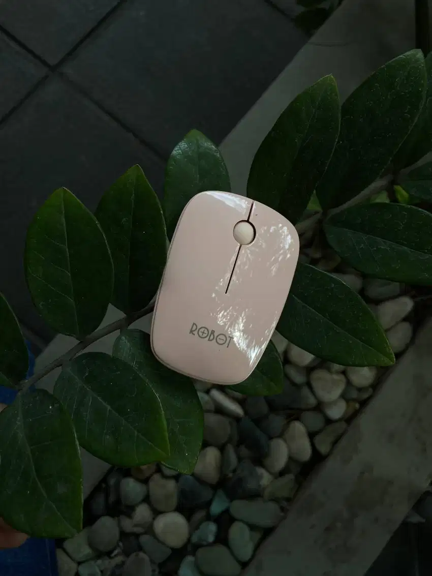 Robot M220 Wireless Mouse