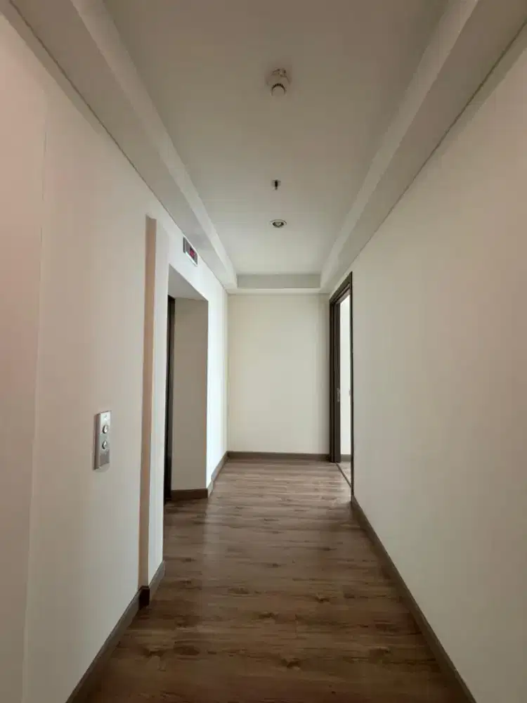 Disewakan Apartemen St Moritz 3BR, Unfurnished - Puri Indah