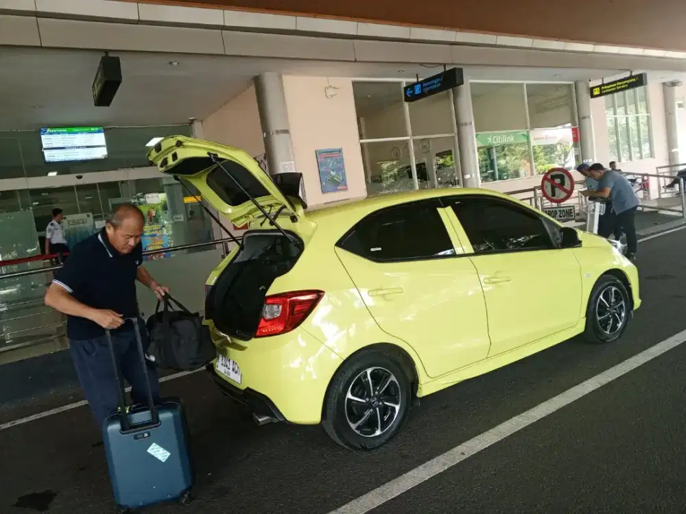 Rental mobil di malang/sewa mobil di malang.menyediakan jasa driver