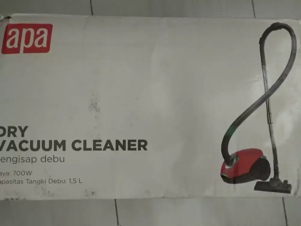 Dry vacuum cleaner
