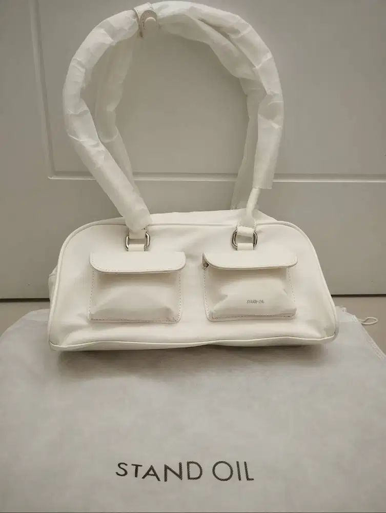 DIJUAL TAS STAND OIL - CHUBBY BAG