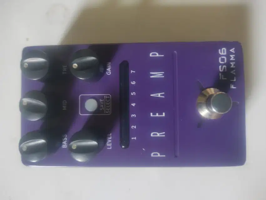EFEK GITAR PREAMP FLAMMA FS 06