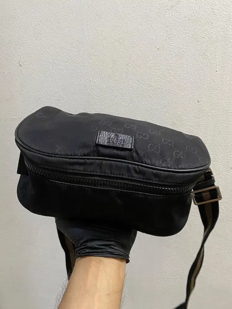 Bumbag gucci black canvas vntge good quality