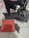Di cari karyawan online khusus PRIA.