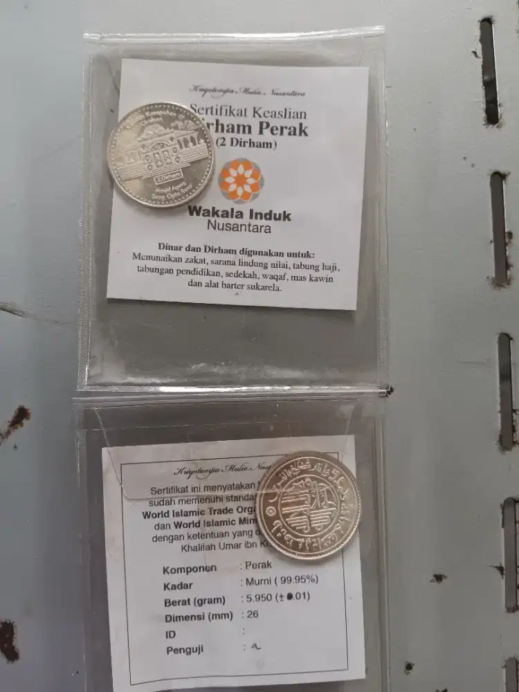 Koin perak murni dirham