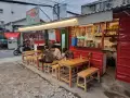 Penjaga Warkop indomie