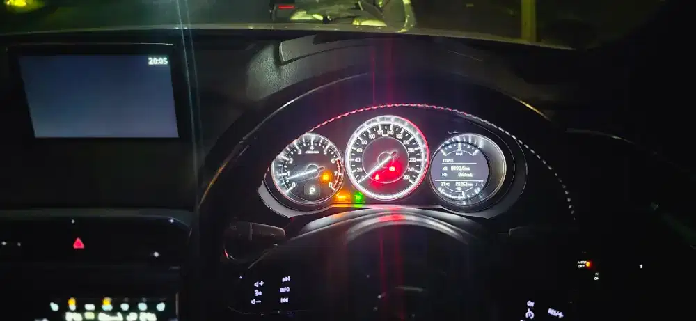 Driver kantor pribadi ataupun direksi