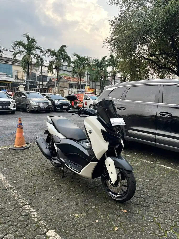 For Sale N MAX NEO 2024 Putih Original keyless