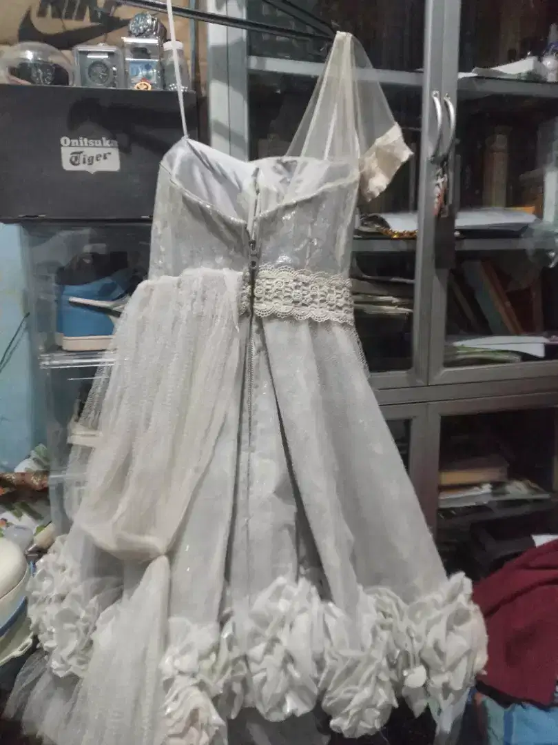 Baju gaun anak untuk pesta