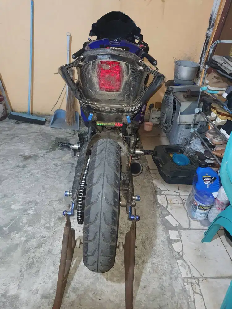 Yamaha R15 tahun 2021