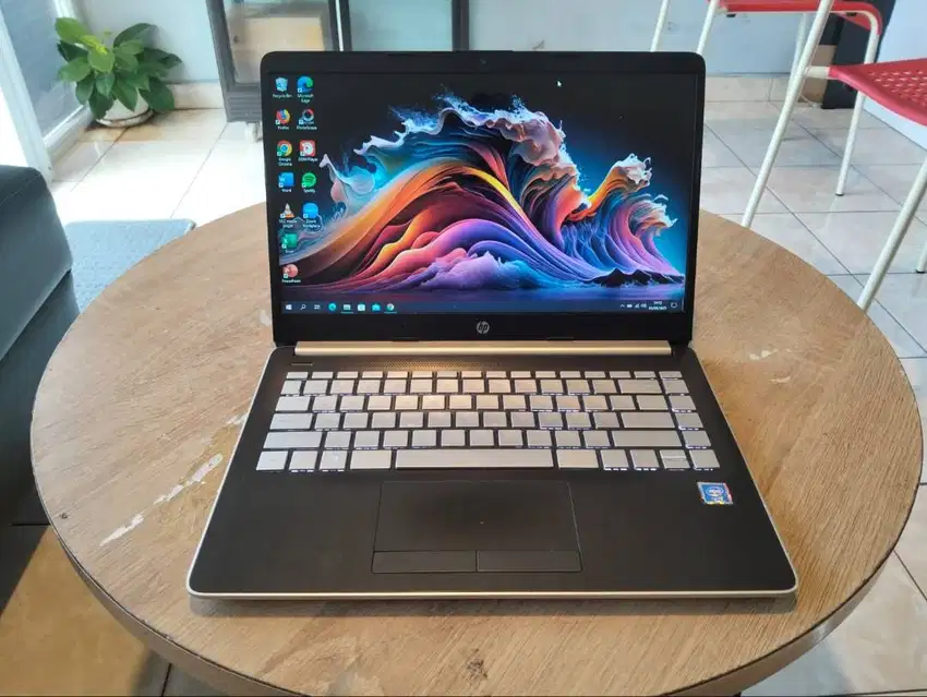 HP 14s CF1047TU Intel Celeron N4205u RAM 8GB DDR4 SSD 128GB NVMe