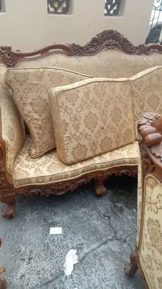 Jasa cuci kasur springbed sofa karpet jok mobil dll