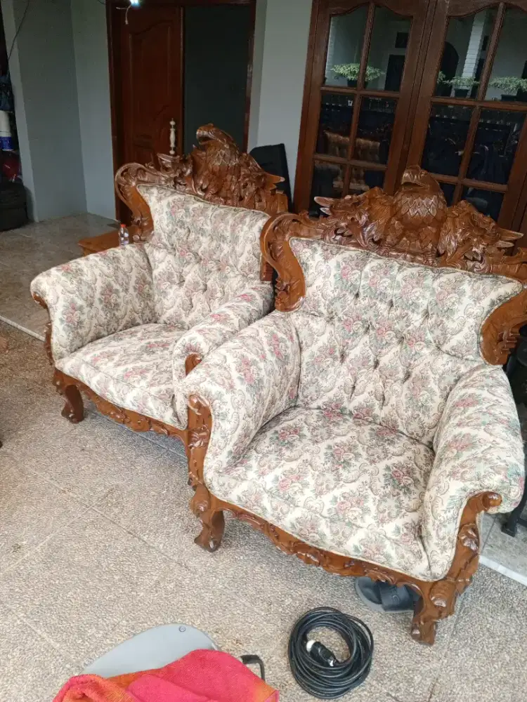 Jasa cuci kasur springbed sofa karpet jok mobil dll