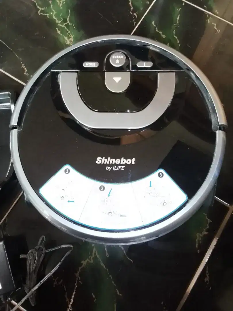 Jual 1 unit robot shinebot W400 pengepel lantai