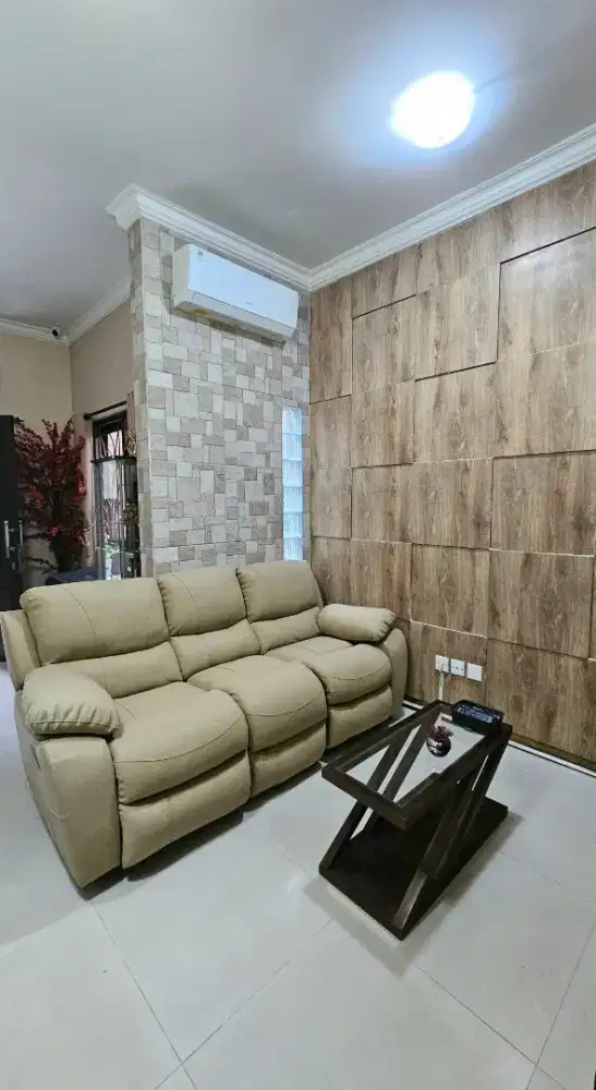 DIBUTUHKAN SEGERA ART Asisten Rumah Tangga Karyawan Serabutan