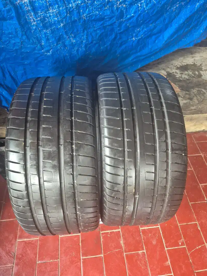 Ban copotan mercy Goodyer EAGLE F1 RFT 275/30 R20 85% 2023 .2pcs
