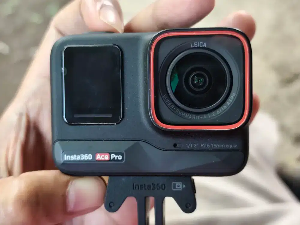 Insta 360 Ace Pro