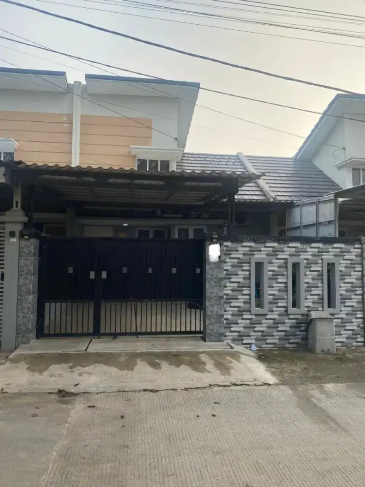 DiJual Cepat Rumah Boulevard tanahluas Full Renov(mau pindah luar kota