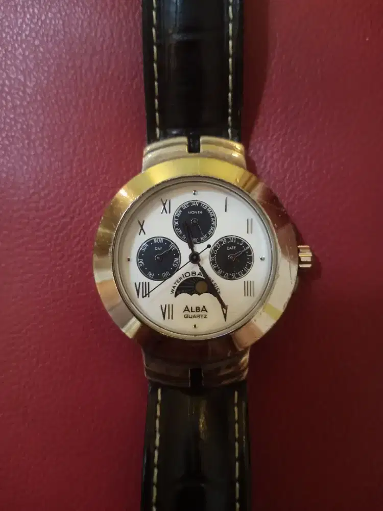 Jam tangan kulit Alba stainless
