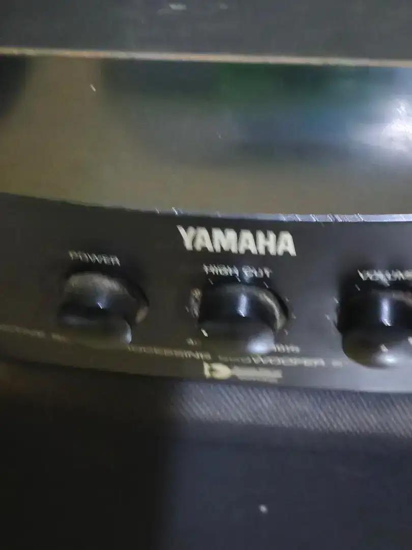 Sub Woofer YAMAHA YST-SW150
